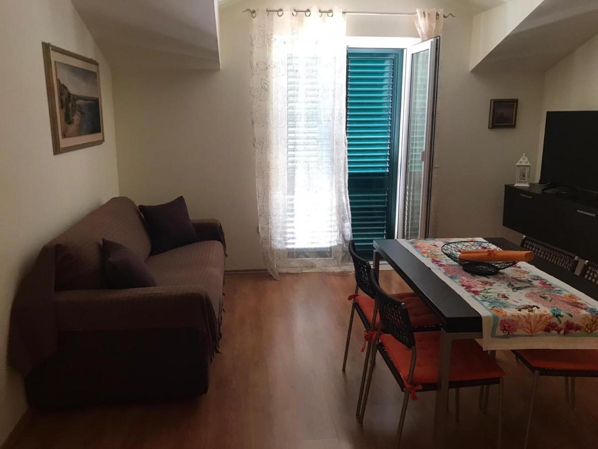 Apartmani Katarina Бол Экстерьер фото