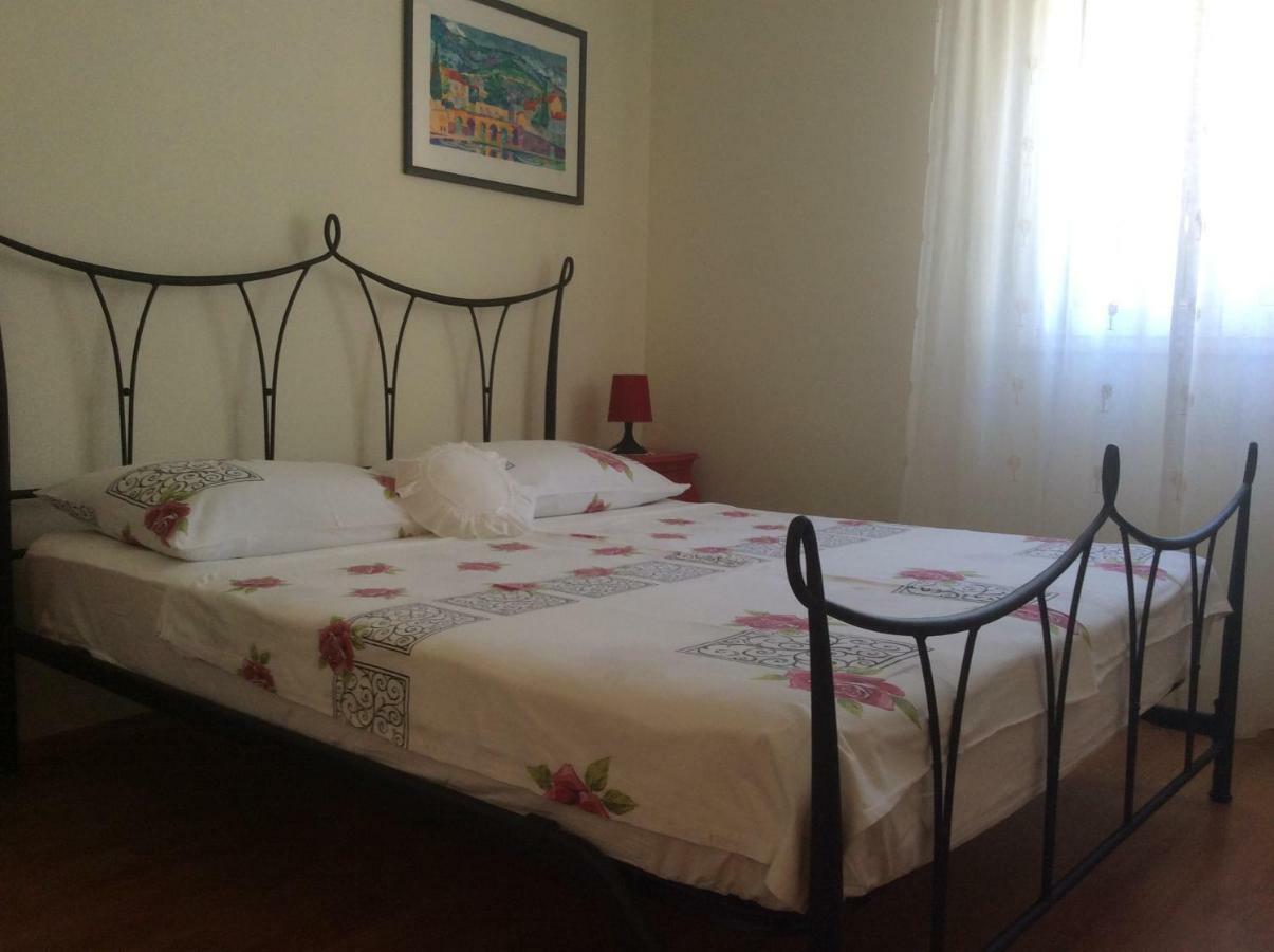 Apartmani Katarina Бол Экстерьер фото