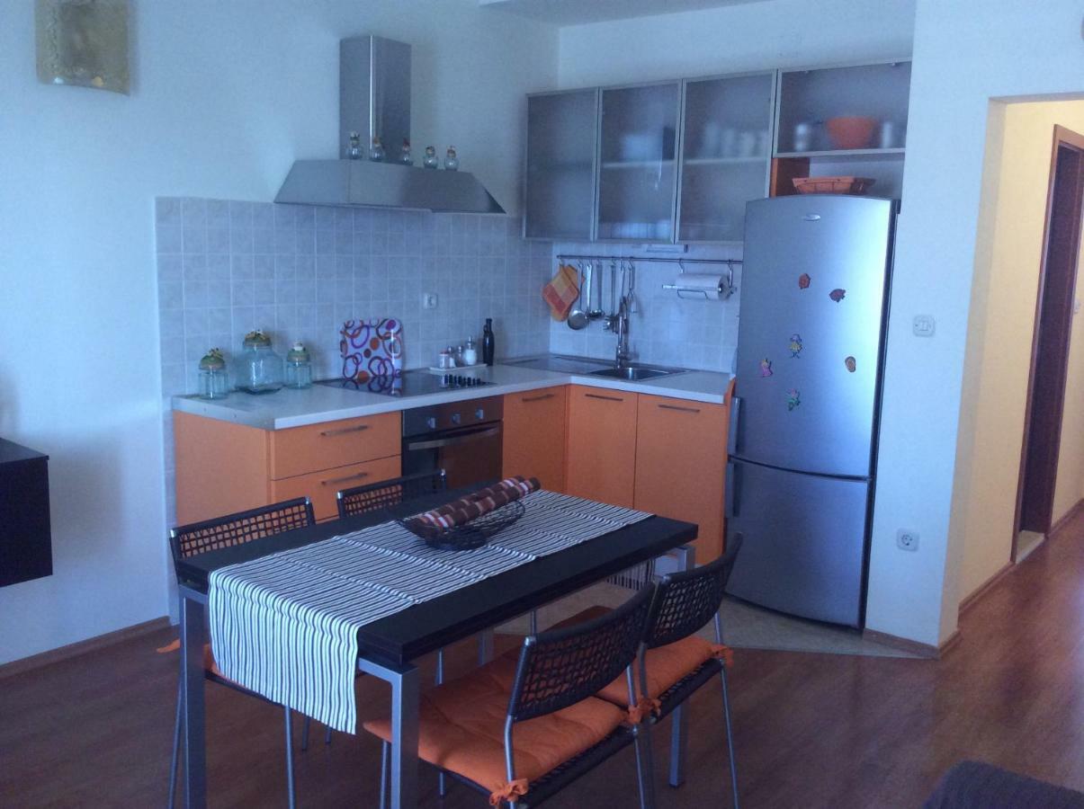 Apartmani Katarina Бол Экстерьер фото
