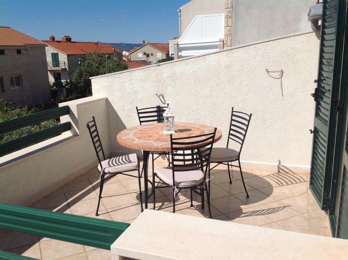 Apartmani Katarina Бол Экстерьер фото